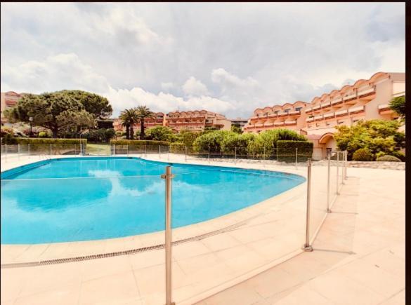 Antibes Secured Parc Velusine With Private Parking, Terrace, Pools And Tennis Courts. Extérieur photo