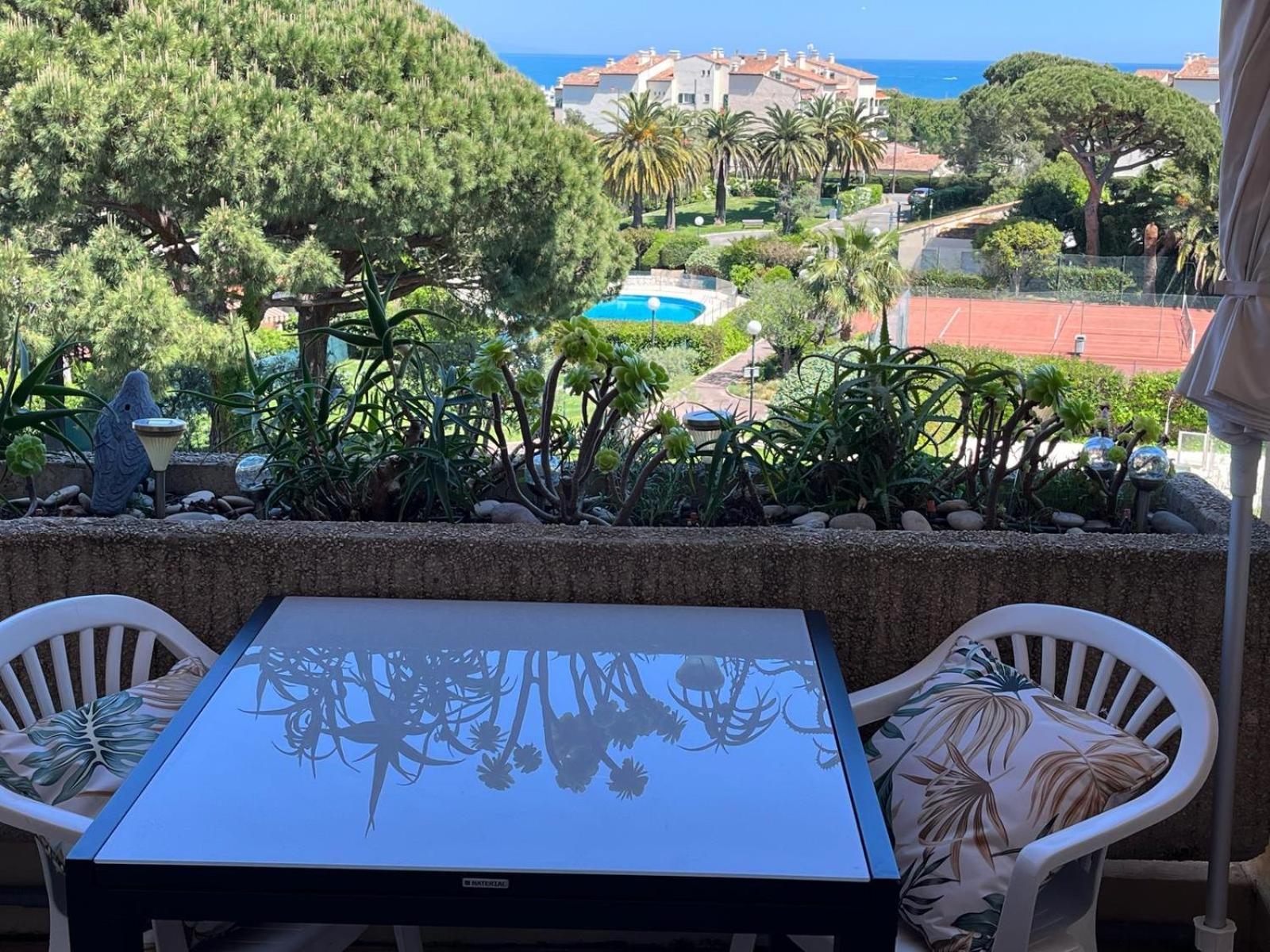 Antibes Secured Parc Velusine With Private Parking, Terrace, Pools And Tennis Courts. Extérieur photo